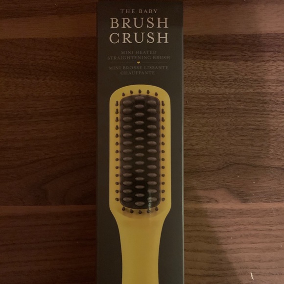 DryBar’s Baby Brush Crush !! - Picture 1 of 5